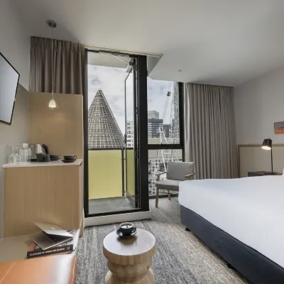 برادي هوتلز سنترال ملبورن Hotels near برج إيريكا