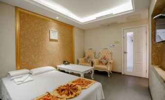 Handsome Tianlu Hotel