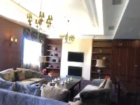 Rongchen International Holiday Hotel โรงแรมในจางเจียโข่ว