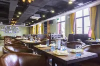 Xinglun International Apartment (Foshan Meidi Wuhu Shop)