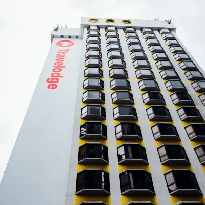 Travelodge Kowloon Hotel dekat Stasiun MTR Kowloon