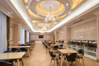 Vienna Hotel (Qian'an Tianbo People's Square) Hotels in Qian'an