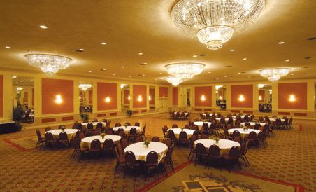 The Hotel Chalet at the Choo Choo - Housity