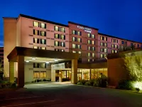 Four Points by Sheraton Toronto Airport Hotels near Malton