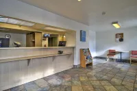 Econo Lodge Inn & Suites - Ramah Hewan Peliharaan
