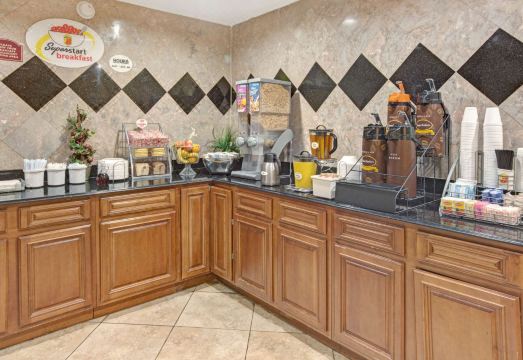 현대적인 객실 내부