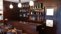 Monoberge Hotel - bar