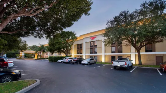 Hampton Inn Naples-I-75