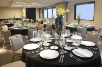 DoubleTree by Hilton Santiago - Vitacura - breakfast