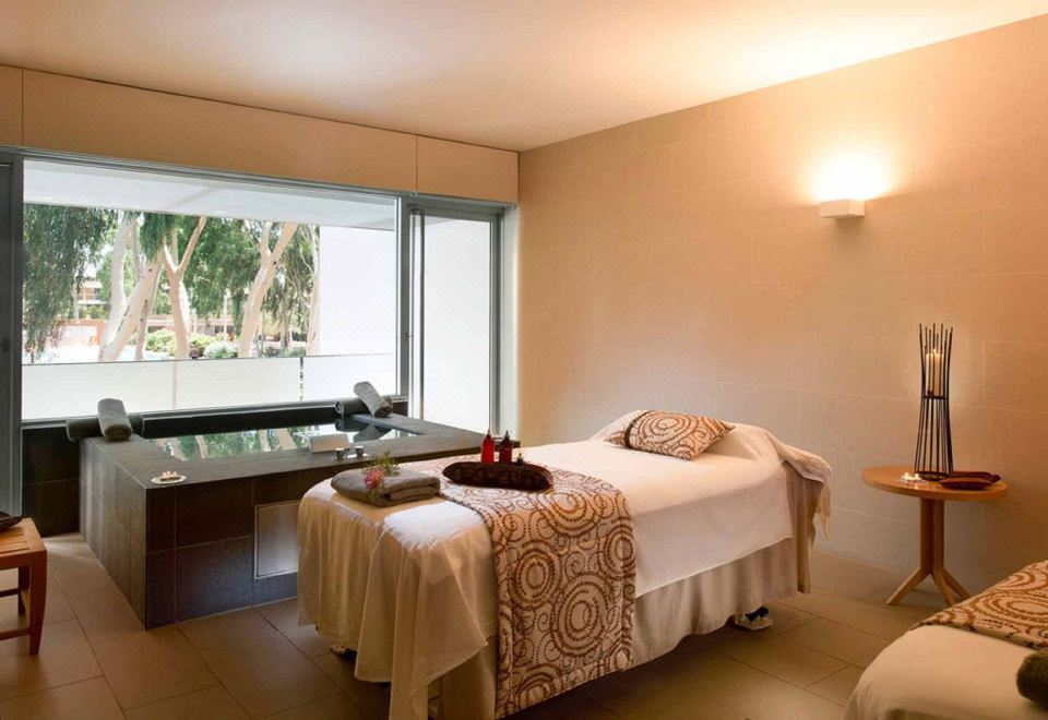 Desert Gardens Hotel 로비