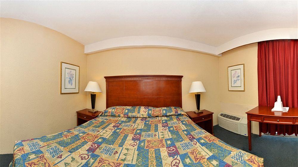 Travel Inn Petersburg Fort Lee