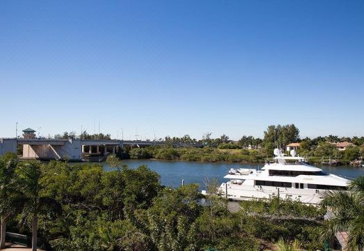 2. 윈덤 그랜드 주..