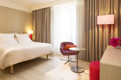 Oceania l'Hôtel de France Nantes Hotel dekat Parc de Proce