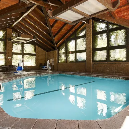 Best Western Plus Yosemite Gateway Inn