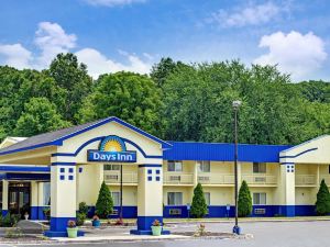 Days Inn by Wyndham Southington