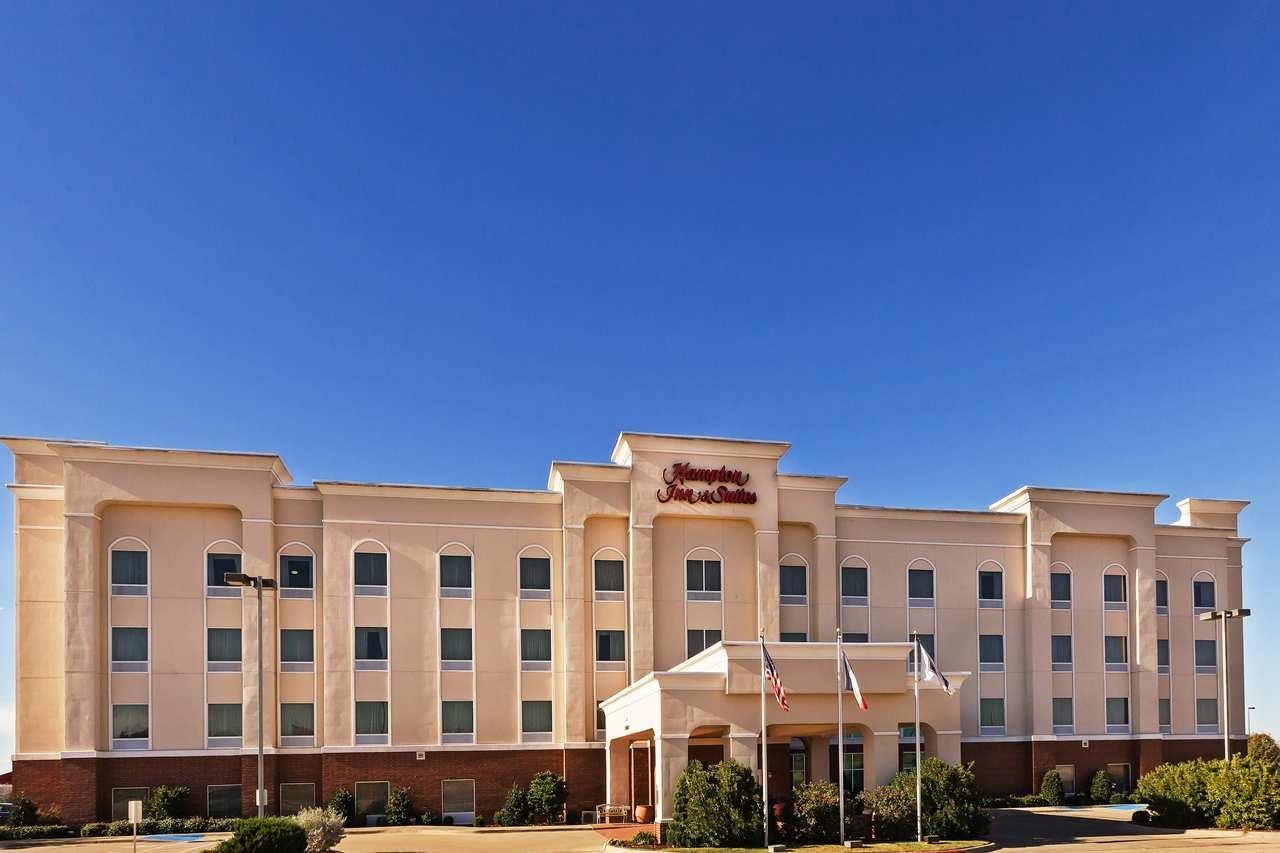 Hampton Inn and Suites Waxahachie