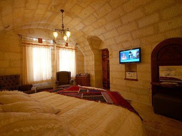 Mithra Cave Hotel