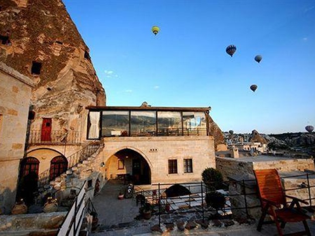 Mithra Cave Hotel