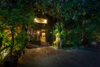 Le Tigre Hotel Hotels in Siem Reap Sok San Road