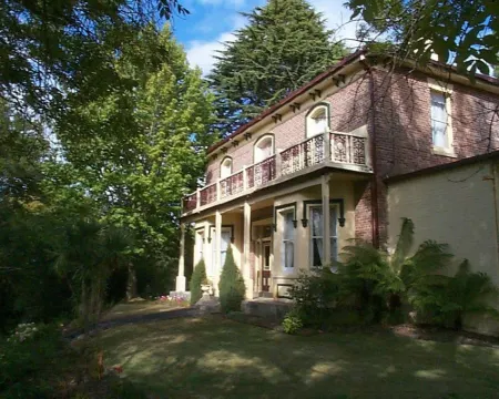 루신다 B&B 데본포트 호텔