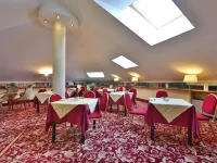 Hotel Mirage, Sure Hotel Collection by Best Western Hotels near Monte Stella