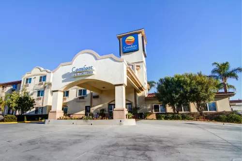 Comfort Inn & Suites Murrieta Temecula Wine Country Hotels in Murrieta