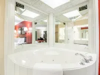 Quality Inn Hotels in Smith County