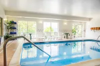 Holiday Inn Express & Suites Hebron - Cincinnati Airport by IHG - Pools