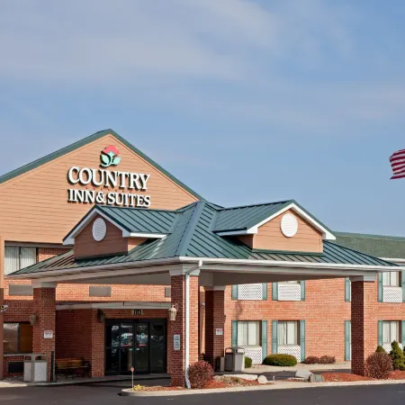 Baymont by Wyndham Mishawaka South Bend Area
