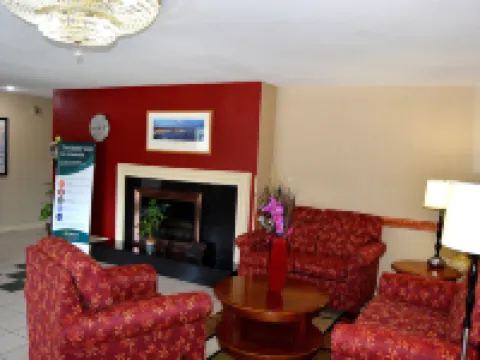 Quality Inn Raynham - Taunton Hotels in Bristol County