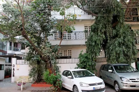 Colonel’s Retreat Отели рядом с достопримечательностью «Dargah Hazrat Nizamuddin»