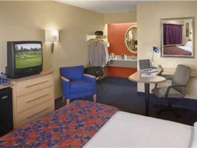 Red Roof Inn Plus+ South Deerfield - Amherst