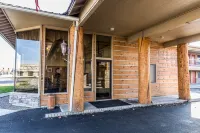 Econo Lodge Inn & Suites Kalispell - Glacier National Park Gateway Hotels in Somers
