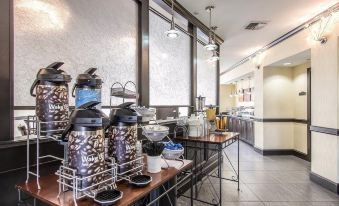 Comfort Suites-Youngstown North - Housity