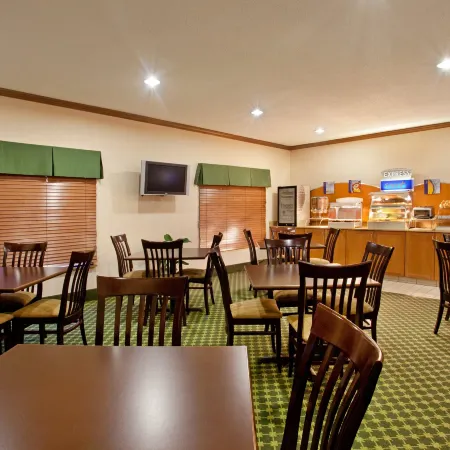 Baymont by Wyndham Merrillville