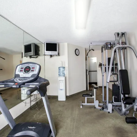 Quality Inn & Suites Bloomington University Area