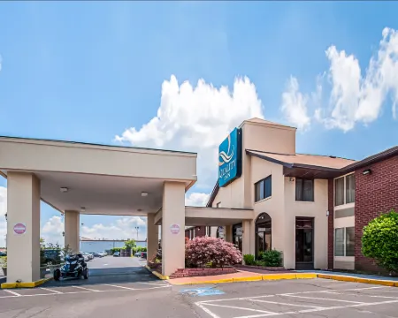 Quality Inn Near Potomac Mills Hotels in Prince William County