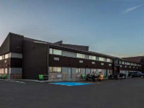 كواليتي إن آند سويتس فنادق في ماتان