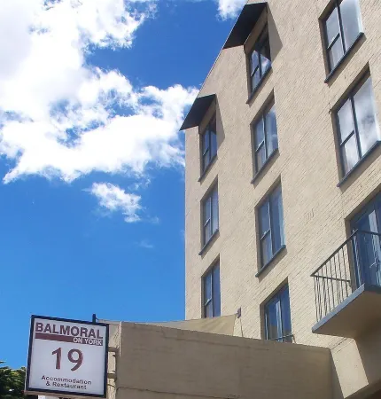 Balmoral On York Отели рядом с достопримечательностью «National Automobile Museum of Tasmania»