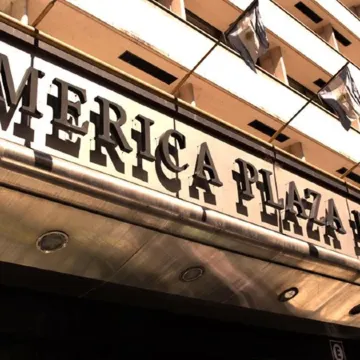 Up América Plaza