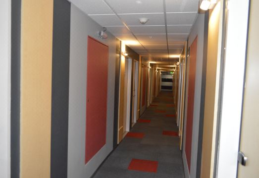 이비스 멕시코 알라메다의 간소한 레스토랑 공간