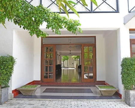 The Villa in Lavinia โรงแรมในเมานต์ลาวิเนีย