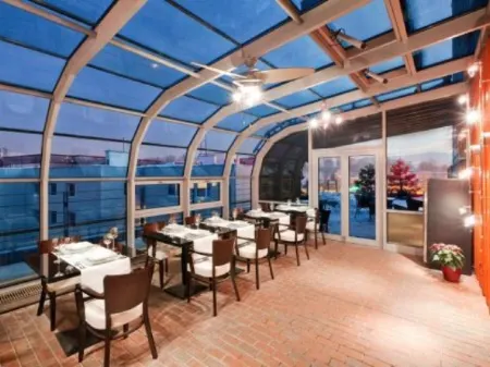 Pytloun City Boutique Self Check-in Hotel Отели рядом с достопримечательностью «DinoPark Liberec Plaza»