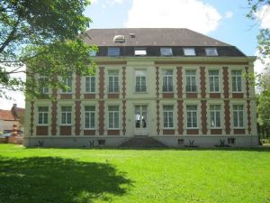 Château de Moulin le Comte