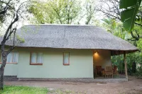 Sefapane Lodge and Safaris