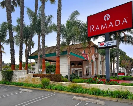 Ramada by Wyndham Costa Mesa/Newport Beach Отели рядом с достопримечательностью «Ногачи Гарден»
