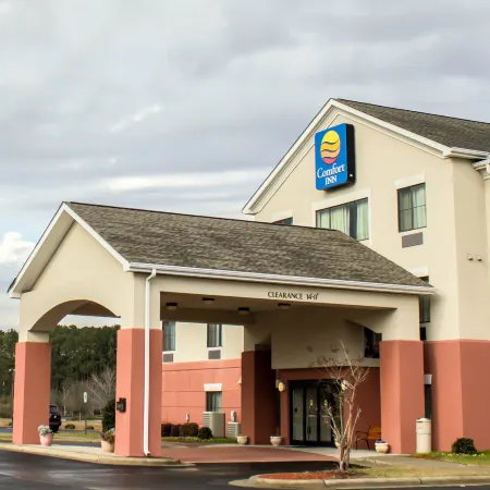 Comfort Inn Smithfield Near I-95
