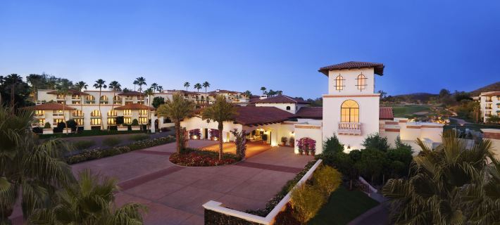 Arizona Grand Resort Hotels in Phoenix