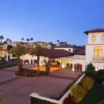 Arizona Grand Resort