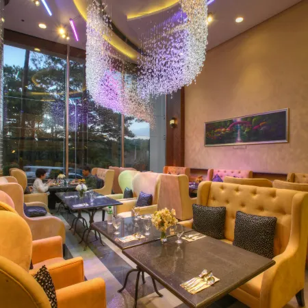 Le Monet Hotel